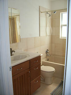 2nd Bathroom