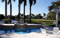 St Andrews Tour Scenery Pool View